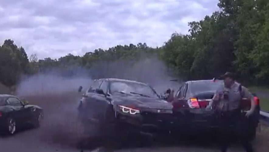 un conducteur ivre cause des dégâts en détruisant une balustrade avec sa bmw. découvrez les détails de cet incident.