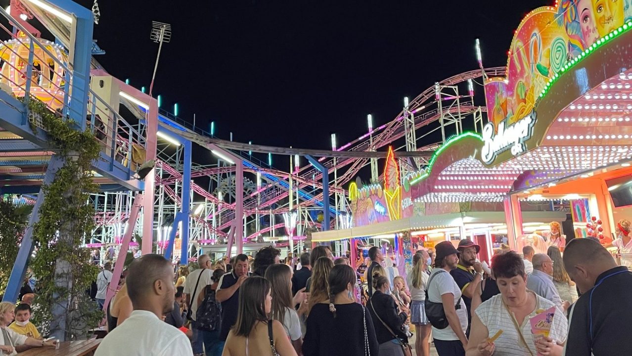 un adolescent de 17 ans prend le suv familial sans autorisation, entraînant des conséquences inattendues. découvrez les risques et les leçons à retenir.